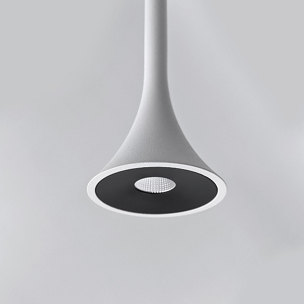 Skarlat  RHL7748 5W WH+BK 4000K