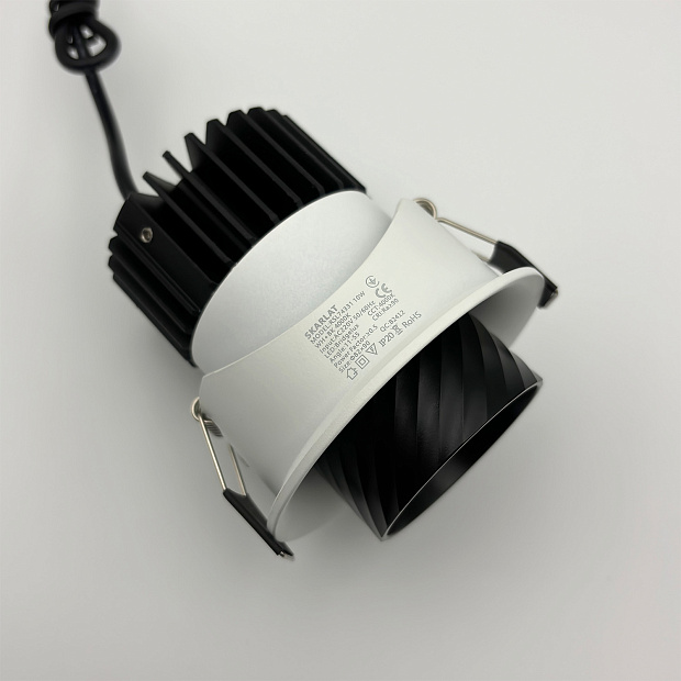 Skarlat RSL74331 10W WH+BK 4000K