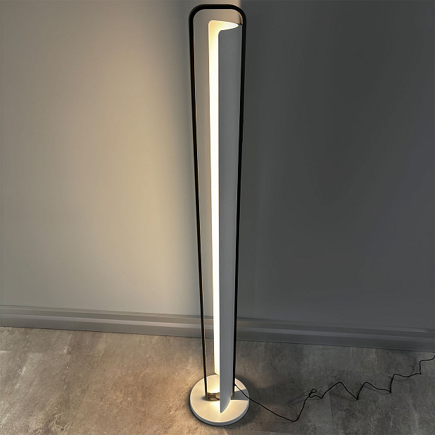 Skarlat  RLL8116 27W WH+BK 3000K