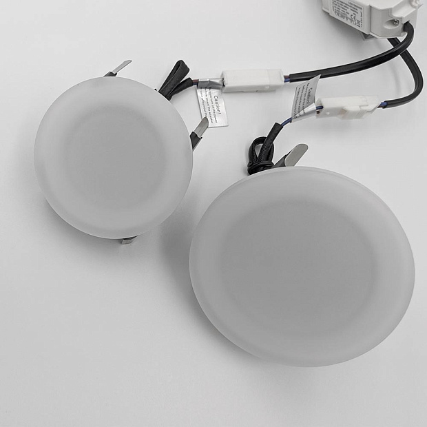 Skarlat  RDL74016-3,5 7W WH 4000K IP44