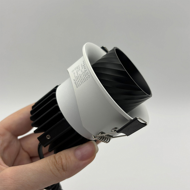 Skarlat RSL74331 10W WH+BK 3000K