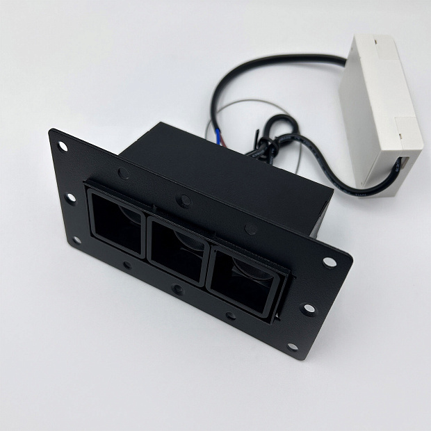 Skarlat RSL74145 3×2W BK 3000K