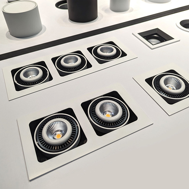 Skarlat  RGL7115-3 3×12W WH+BK 4000K