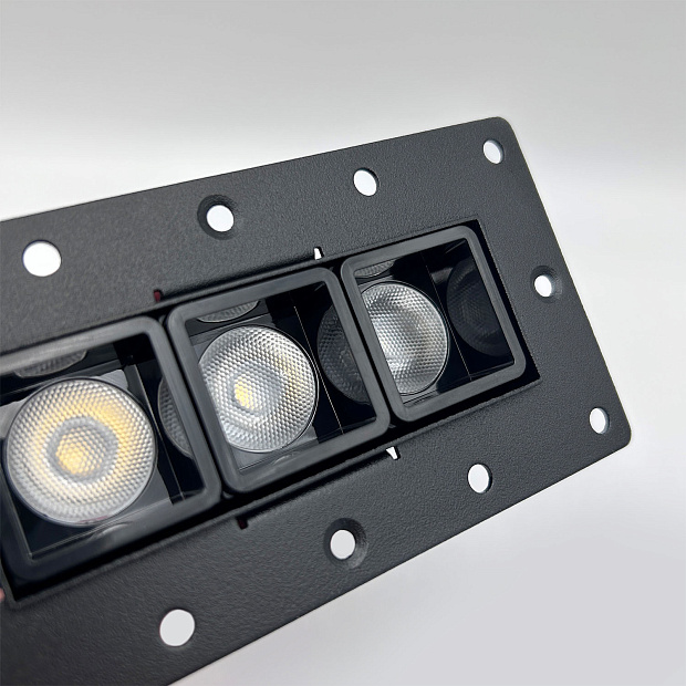 Skarlat RSL74145 3×2W BK 4000K